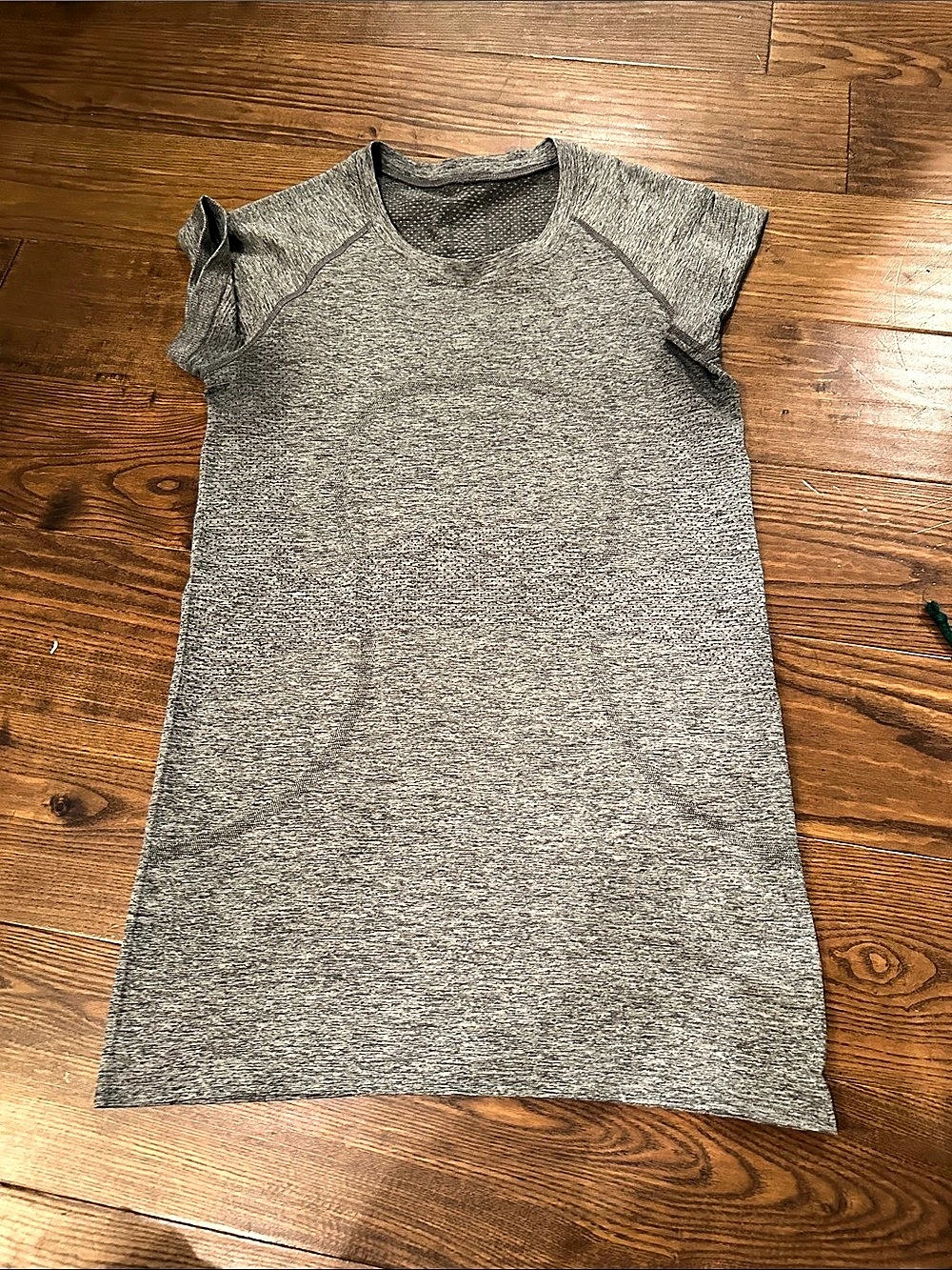 Lululemon Swiftly Tech Short-Sleeve Shirt 2.0 hip length